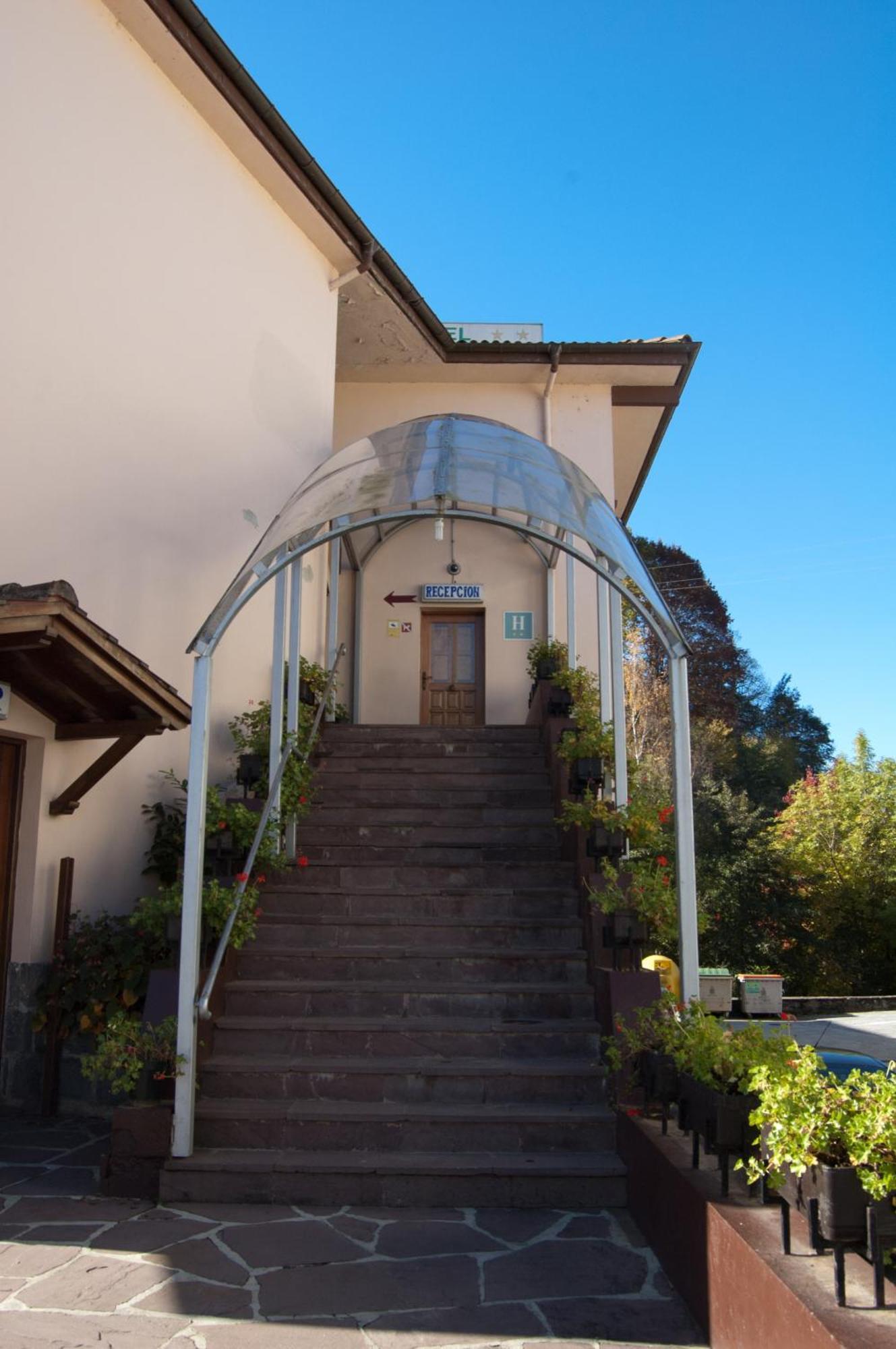 Hotel Urgain Oronoz-Mugaire Dış mekan fotoğraf
