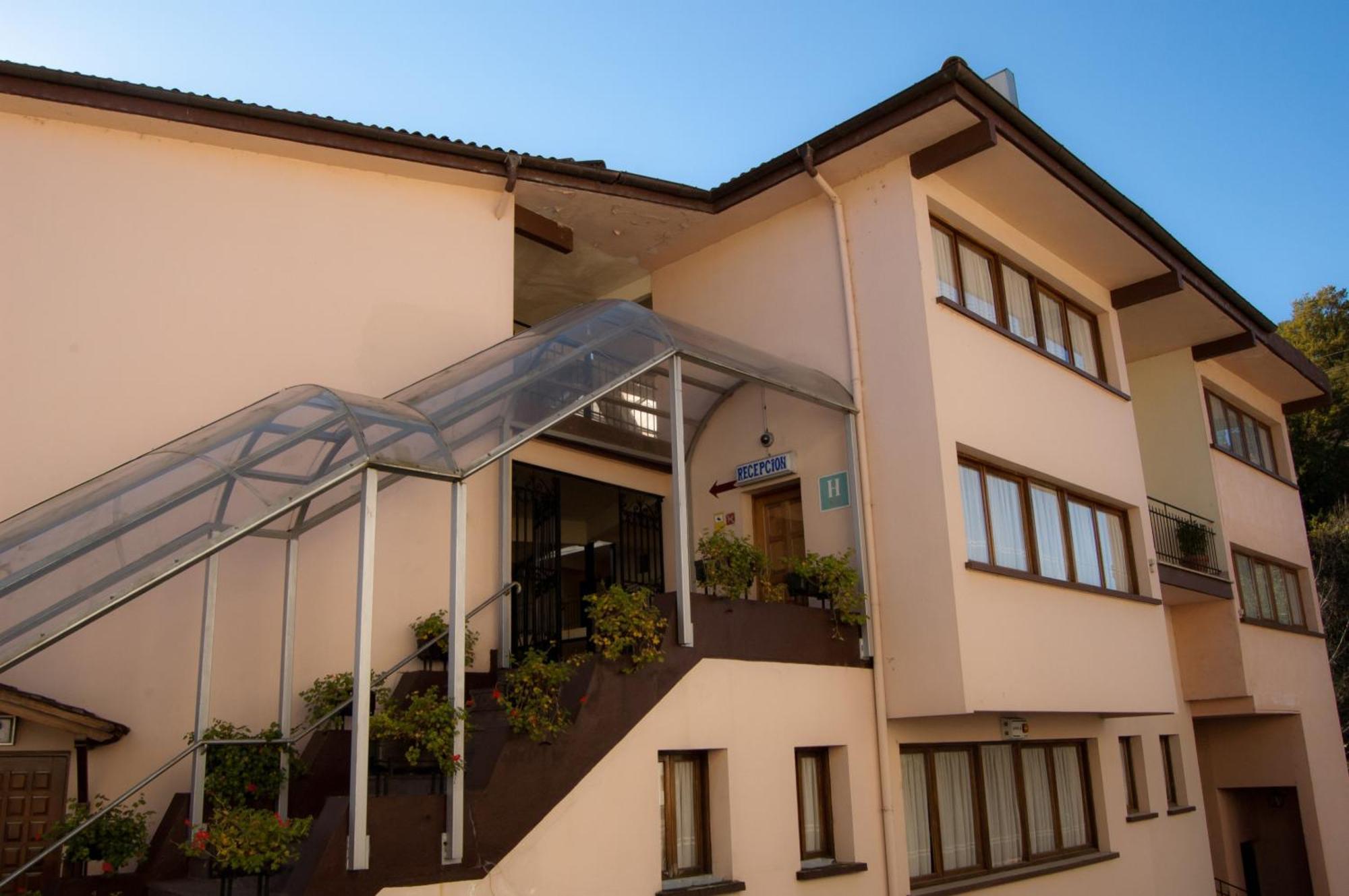 Hotel Urgain Oronoz-Mugaire Dış mekan fotoğraf