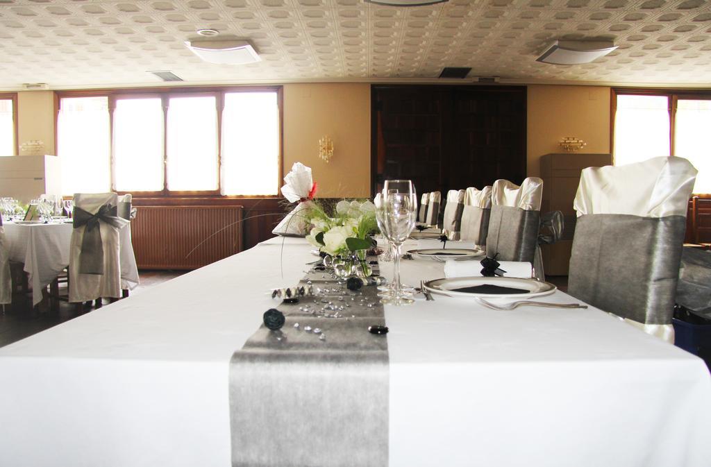 Hotel Urgain Oronoz-Mugaire Dış mekan fotoğraf